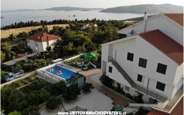 Villa Confido Luxury Apartament 01 - nocleg Trogir Chorwacja