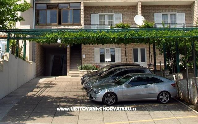 Apartamenty Mali raj - nocleg Tucepi Chorwacja
