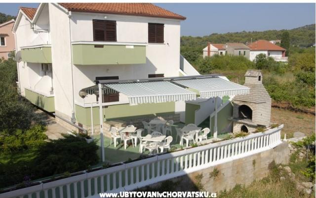 Apartamenty Lonić - nocleg eiland Ugljan Chorwacja