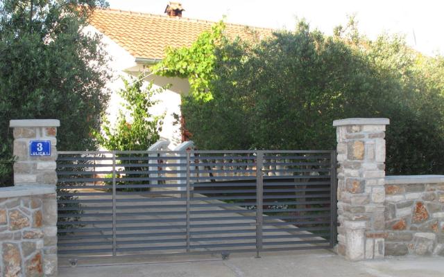 Dom Toma - nocleg eiland Ugljan Chorwacja