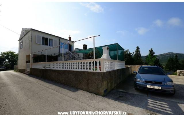 Dom wakacyjny Martin - nocleg eiland Ugljan Chorwacja