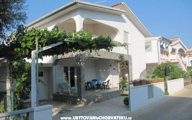 Apartament Ruža - nocleg eiland Vir Chorwacja