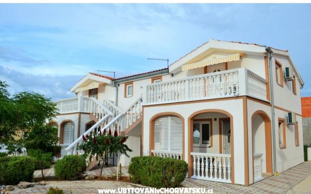 Apartamenty Čvangić - nocleg eiland Vir Chorwacja