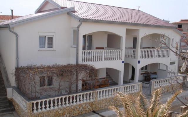 Apartamenty Kalaj - nocleg eiland Vir Chorwacja