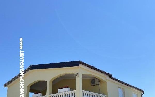 APARTMANI HELENA OASIS VIR - nocleg eiland Vir Chorwacja