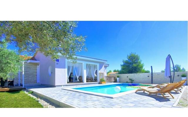 Villa Dora - nocleg eiland Vir Chorwacja