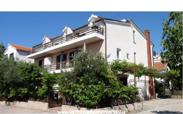 A.P.P. Dom Vinko - nocleg Vodice Chorwacja