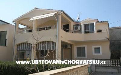 Apartamenty Jela - nocleg Vodice Chorwacja