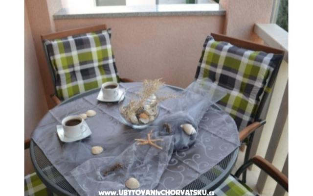 Apartamenty Elizabeta - nocleg Vodice Chorwacja