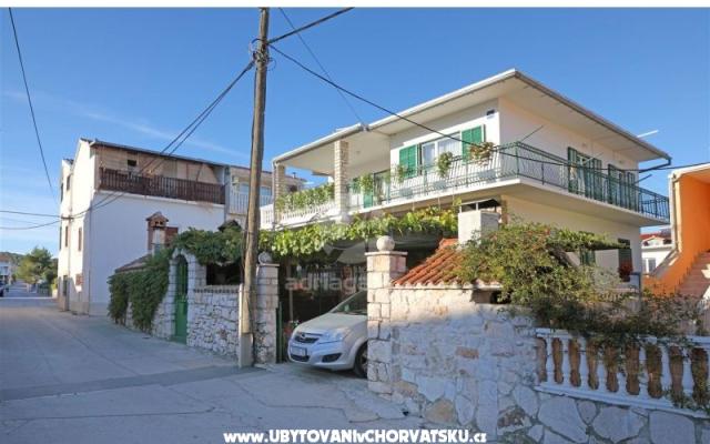 Apartament Grozdana - nocleg Vodice Chorwacja