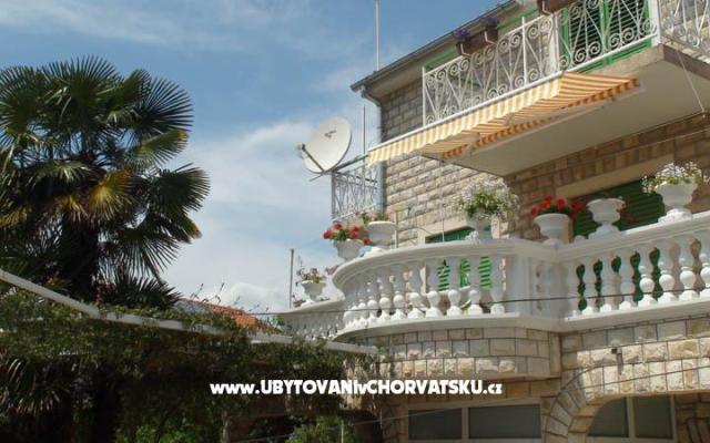 Apartamenty Vučak - nocleg Vodice Chorwacja