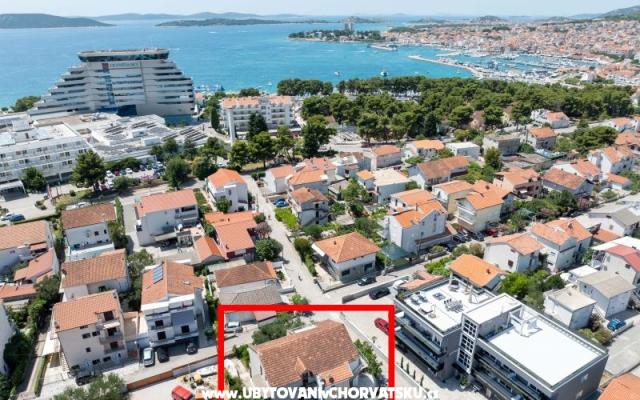 AS Adria Apartamenty - nocleg Vodice Chorwacja