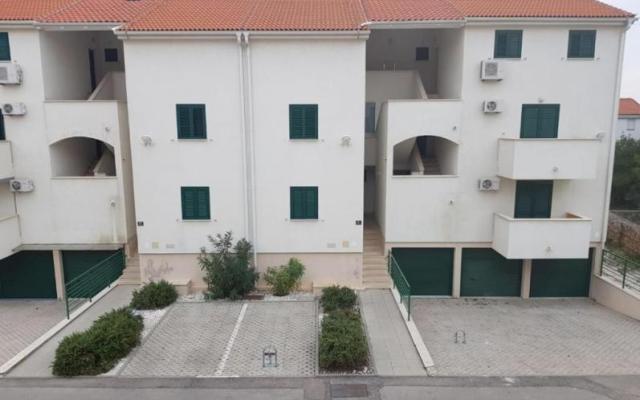 STUDIO APARTMAN LABRADOR - nocleg Vodice Chorwacja