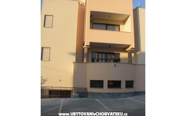Apartamenty Bobi - nocleg Zadar Chorwacja