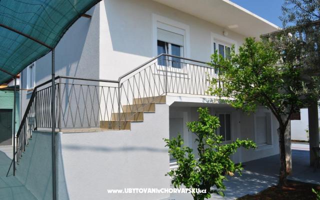 Dom s bazenom Gaspar - nocleg Zadar Chorwacja