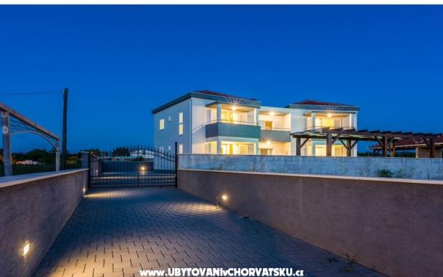 Apartamenty Villa More - nocleg Zaton Chorwacja