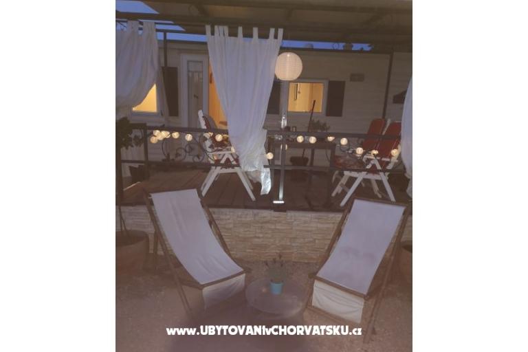 Mobile Dom Maroon – foto 2
