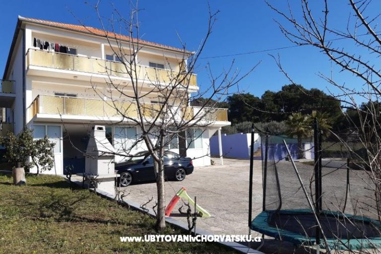 Apartament and pool Nika – foto 5