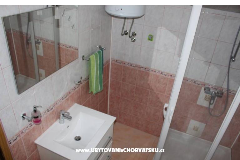 Apartament and pool Nika – foto 6