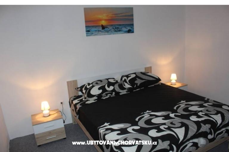 Apartament and pool Nika – foto 9