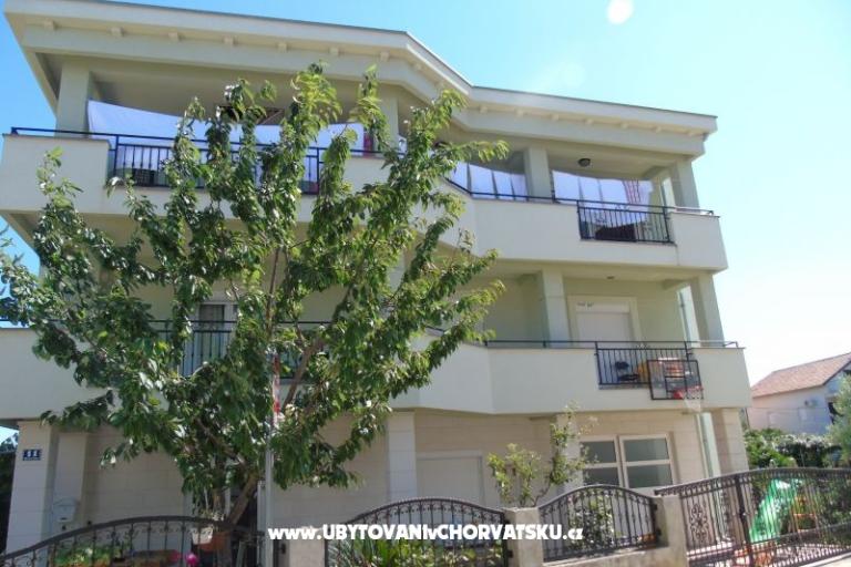 Apartamenty Denis – foto 9