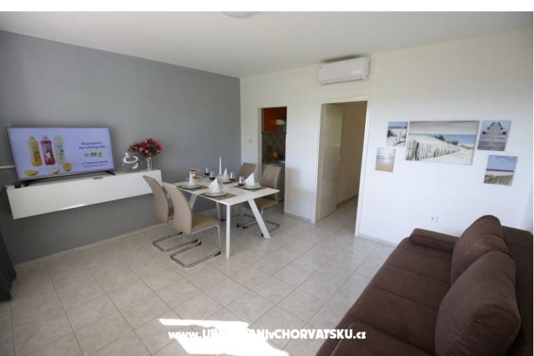  Villa Mediterano Bibinje + pool – foto 11