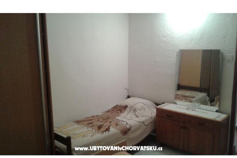 Apartamenty Vilma i Neven – foto 12