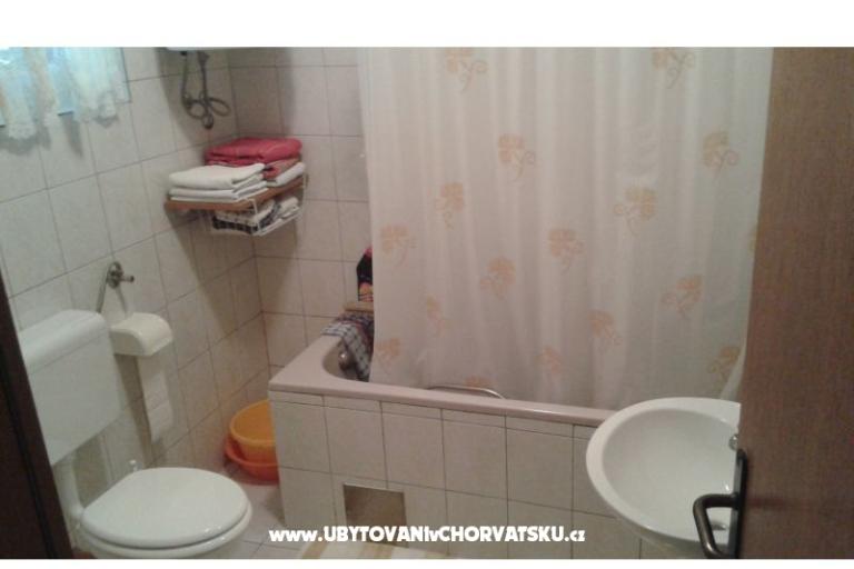 Apartamenty Vilma i Neven – foto 7