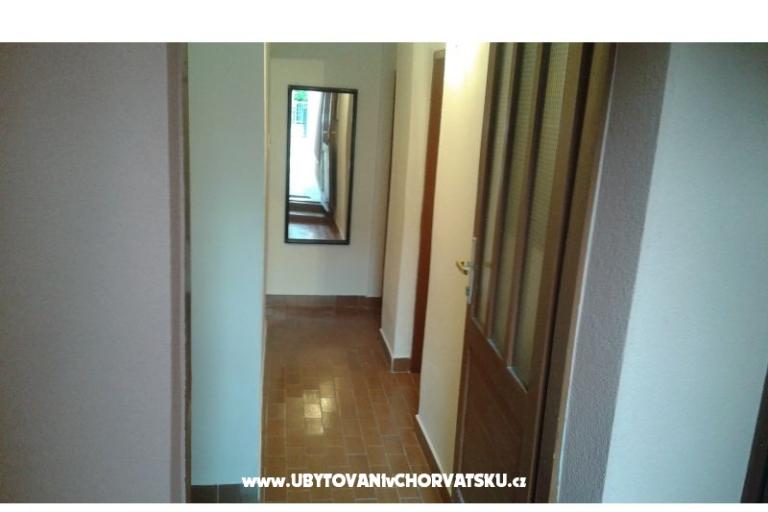 Apartamenty Vilma i Neven – foto 8