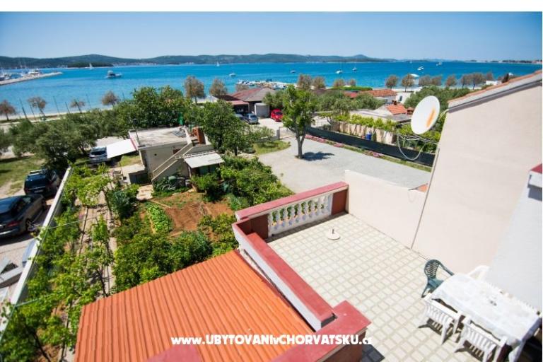 Apartament Anastazija i sobe RoLo uz  – foto 2