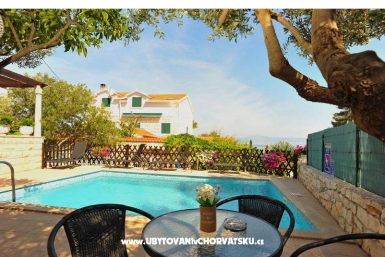 Apartamenty Bera, Julie i Edi – foto 5