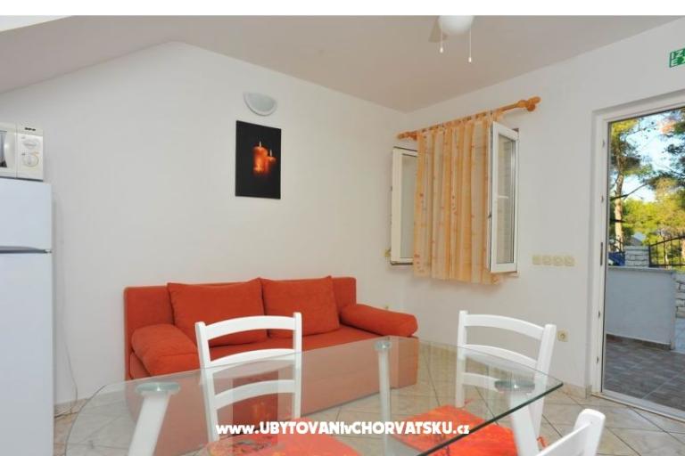Apartamenty Bera, Julie i Edi – foto 7