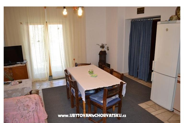 Apartamenty Čavala Brač – foto 2