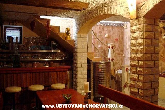 Apartamenty Villa Niko Bol – foto 3