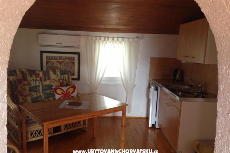 Apartamenty Lungo mare – foto 8