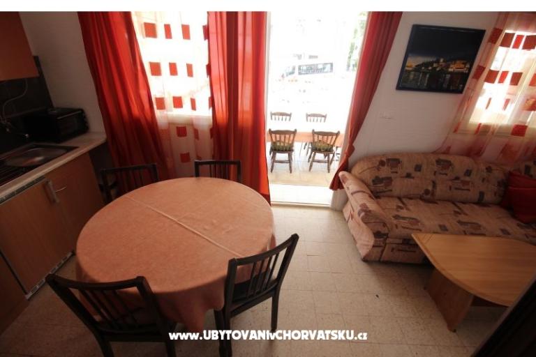 Apartamenty ĐINA Selce – foto 12