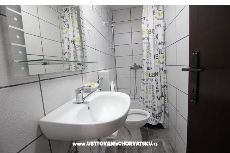 Apartamenty ĐINA Selce – foto 16