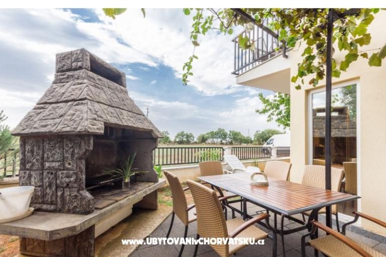 Apartamenty Mihaela – foto 4