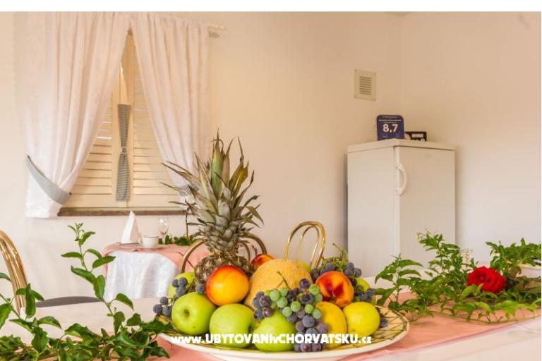 Apartamenty Mihaela – foto 8