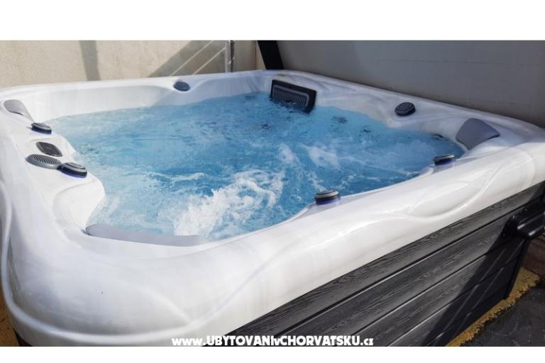 Apartamenty Rudez - pool - jacuzzi  – foto 18