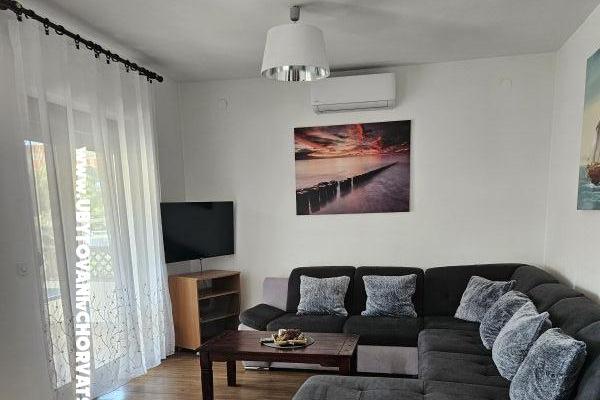 Apartamenty Rudez - pool - jacuzzi  – foto 2