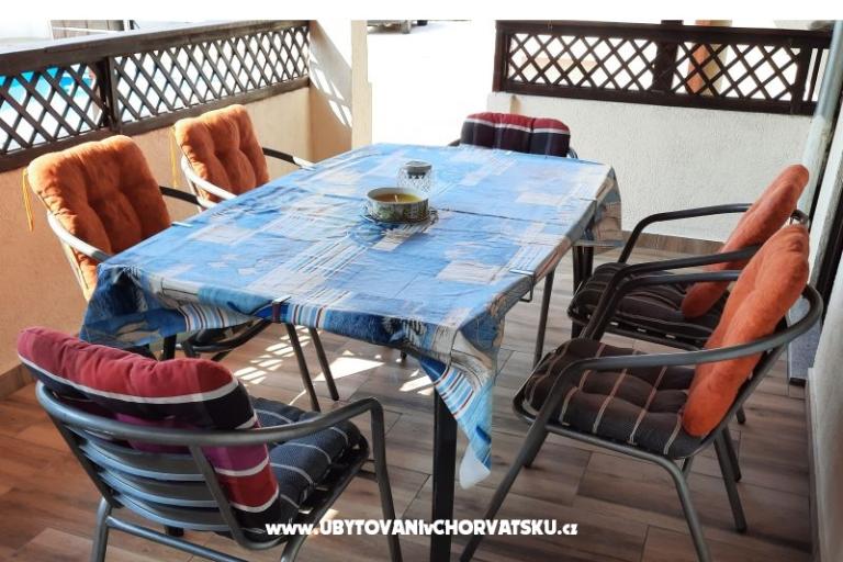 Apartamenty Rudez - pool - jacuzzi  – foto 7