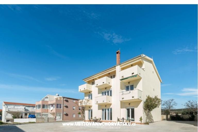 Apartamenty Adria – foto 2