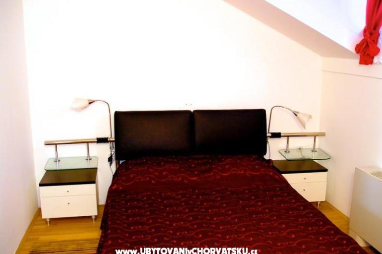 Vila Smirna 4*  z basenem  – foto 10