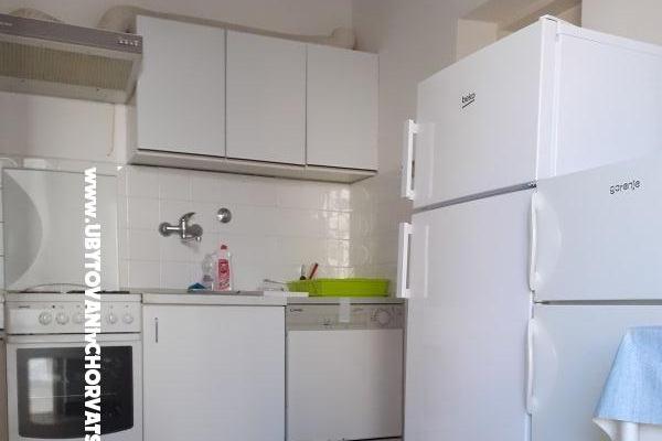 Pokoje Katja Gradac center – foto 14