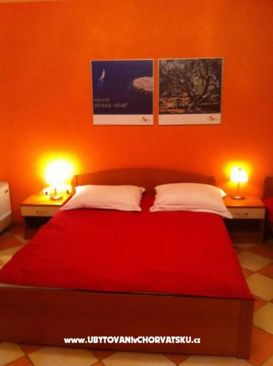 Villa Petra 1      GRADAC – foto 2