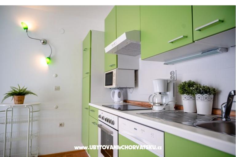 Beachfront Apartamenty Carlo – foto 12
