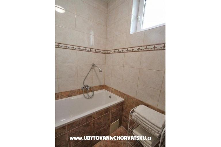 Beachfront Apartamenty Carlo – foto 13