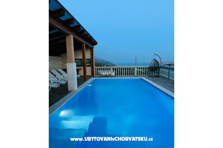 Villa Robert 2 z basenem Cesarica – foto 13