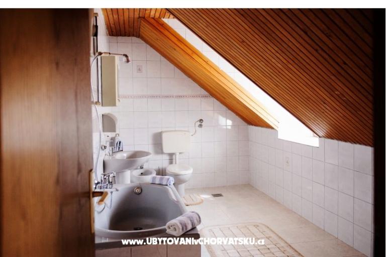 Kamienny dom – foto 10